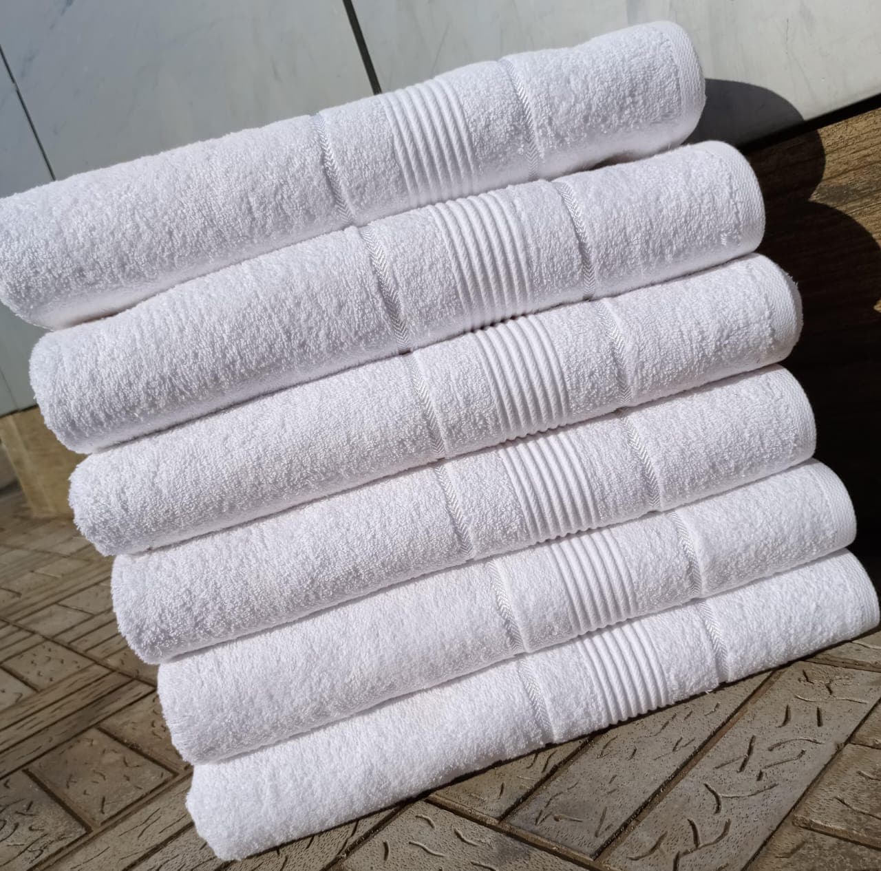 White luxury towels